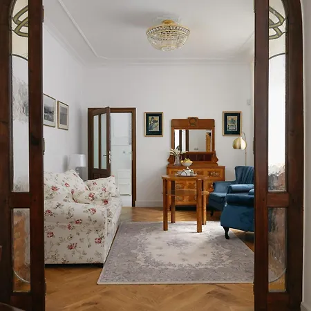 Zlaty Slavik - Luxurious With Jevany