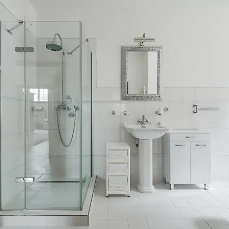 Zlaty Slavik - Luxurious With Jevany