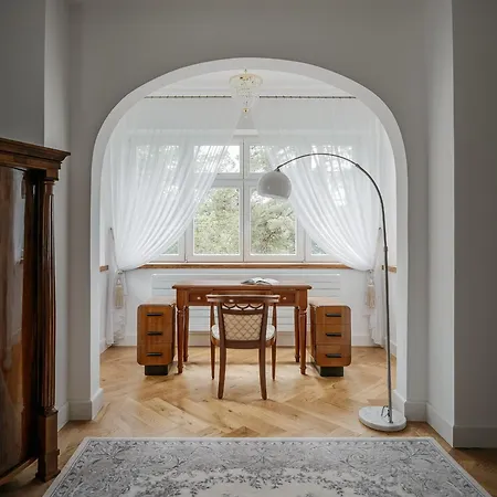 Zlaty Slavik - Luxurious With Villa Jevany