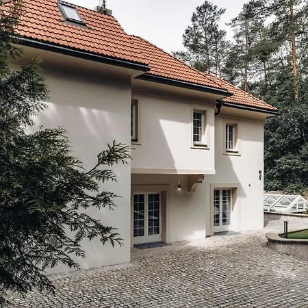 Zlaty Slavik - Luxurious With Jevany
