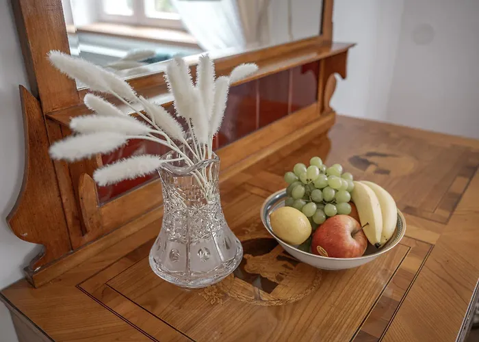 Zlaty Slavik - Luxurious With Villa Jevany